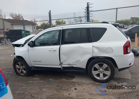 2016 Jeep Compass Sport из США, поврежденный, VIN 1C4NJDBB2GD610445